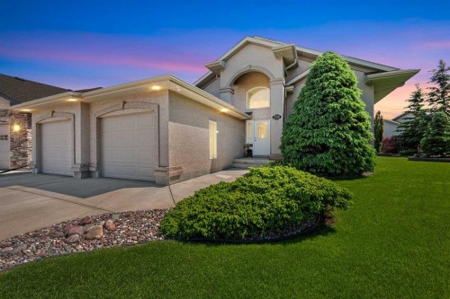 2201 59A Avenue Close, Lloydminster, AB 