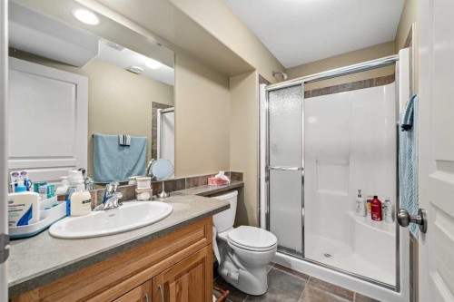 2201 59A Avenue Close, Lloydminster, AB 