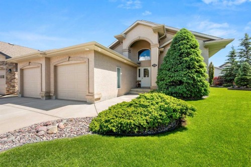 2201 59A Avenue Close, Lloydminster, AB 