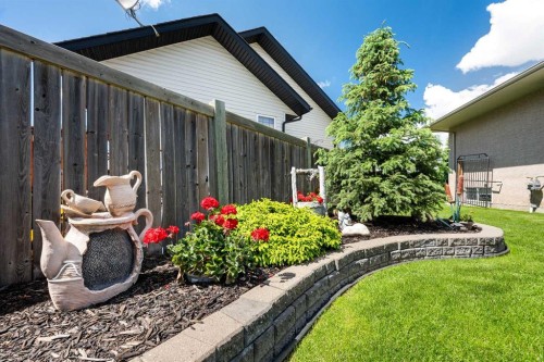 2201 59A Avenue Close, Lloydminster, AB 