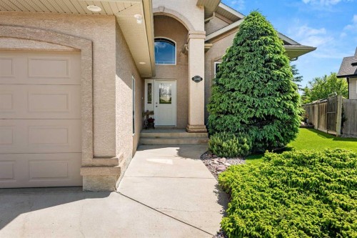 2201 59A Avenue Close, Lloydminster, AB 