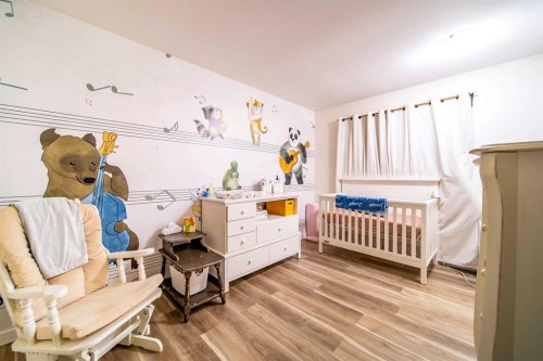 4911 51 Street, Czar, AB - Indoor Photo Showing Bedroom