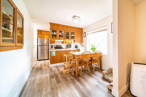 4911 51 Street, Czar, AB - Indoor