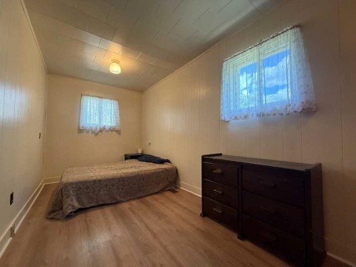 1029 8 Avenue, Wainwright, AB 