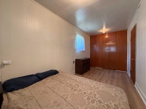 1029 8 Avenue, Wainwright, AB 