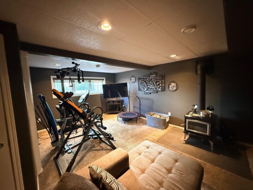 205 4 Street West, Lashburn, SK 