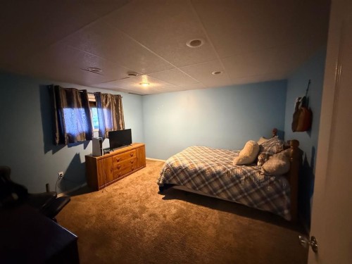 205 4 Street West, Lashburn, SK 