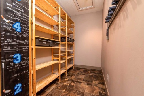 35-2715 73 Avenue, Lloydminster, AB - Indoor