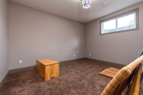 35-2715 73 Avenue, Lloydminster, AB - Indoor Photo Showing Other Room