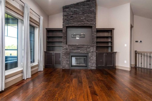 35-2715 73 Avenue, Lloydminster, AB - Indoor Photo Showing Living Room With Fireplace