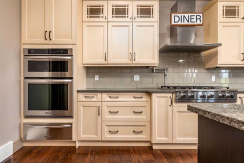 35-2715 73 Avenue, Lloydminster, AB - Indoor Photo Showing Kitchen