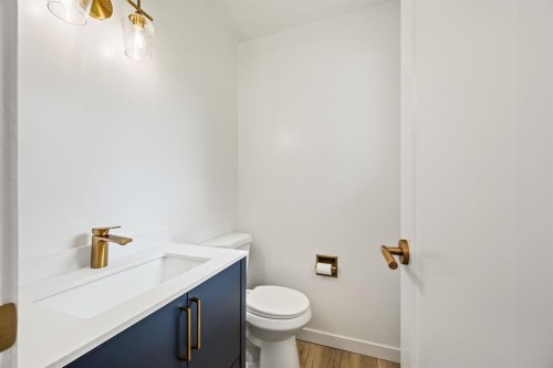 5510 45 Street, Lloydminster, AB 
