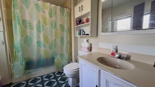 602 5 Avenue, Wainwright, AB 