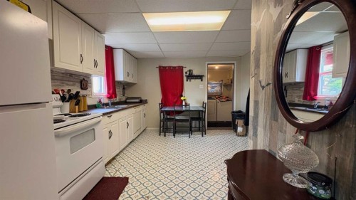 602 5 Avenue, Wainwright, AB 