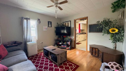 602 5 Avenue, Wainwright, AB 