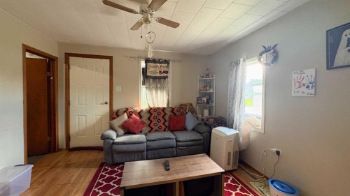 602 5 Avenue, Wainwright, AB 