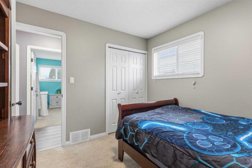6606 34 Street, Lloydminster, AB 