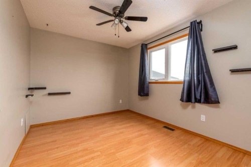 5002 53 Avenue, Kitscoty, AB 