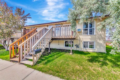 8-5219 57 Street, Lloydminster, AB - Outdoor With Deck Patio Veranda