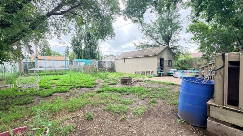117 2 Street West, Lashburn, SK 