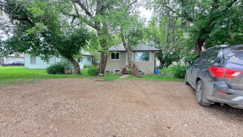 117 2 Street West, Lashburn, SK 