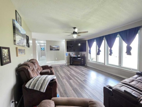 5123 57 Avenue, Edgerton, AB 