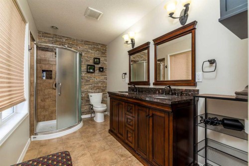 484063 Range Road 20, Rural Vermilion River, County Of, AB - Indoor Photo Showing Bathroom