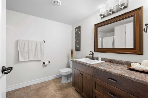 1315 47A Avenue, Lloydminster, SK 