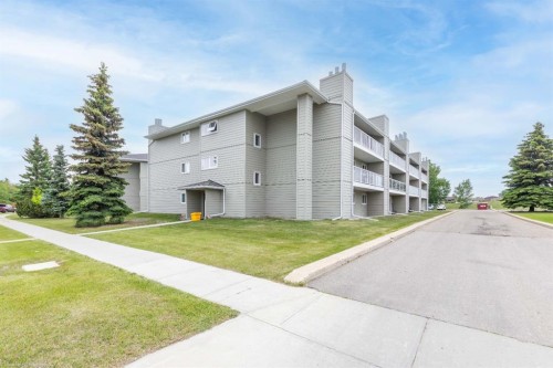 309-3007 57A Avenue, Lloydminster, AB - Outdoor