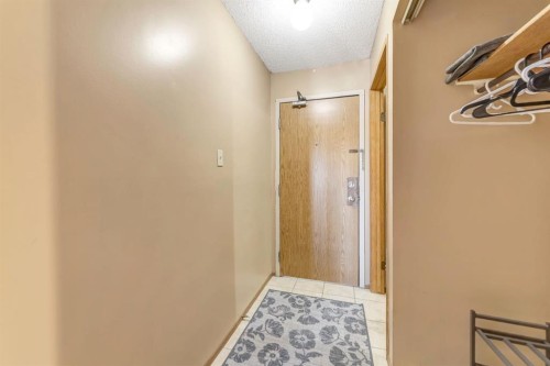 309-3007 57A Avenue, Lloydminster, AB - Indoor Photo Showing Other Room
