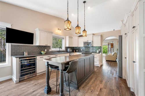 3805 65 Avenue, Lloydminster, AB 