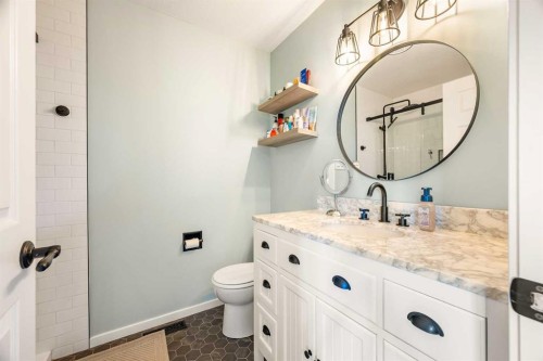 3805 65 Avenue, Lloydminster, AB 