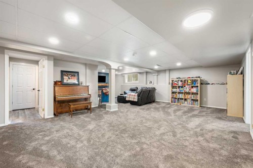 3805 65 Avenue, Lloydminster, AB 