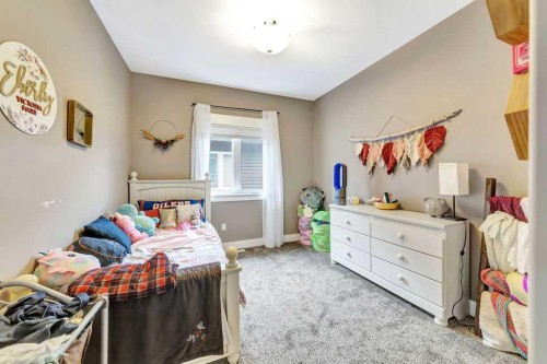 5945 18 Street, Lloydminster, AB - Indoor Photo Showing Bedroom