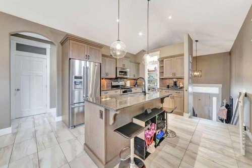 5945 18 Street, Lloydminster, AB - Indoor Photo Showing Kitchen With Upgraded Kitchen