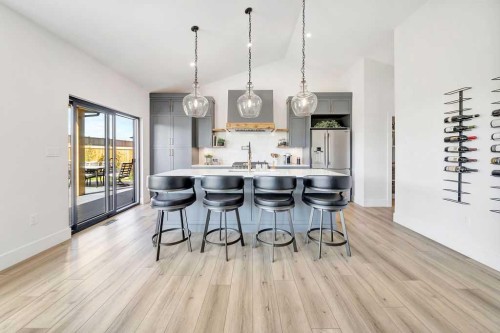 5913 13 Street, Lloydminster, AB - Indoor Photo Showing Kitchen With Upgraded Kitchen