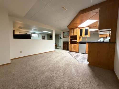 530 20 Street, Wainwright, AB - Indoor