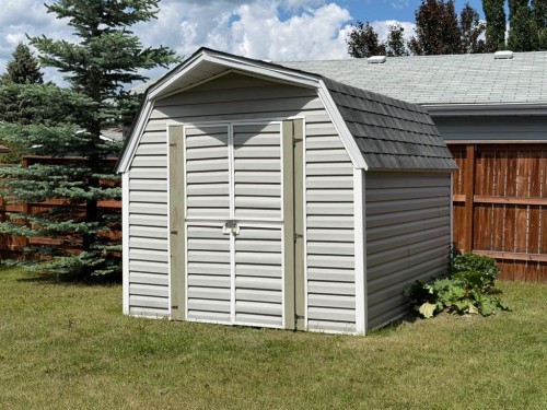 530 20 Street, Wainwright, AB - Outdoor