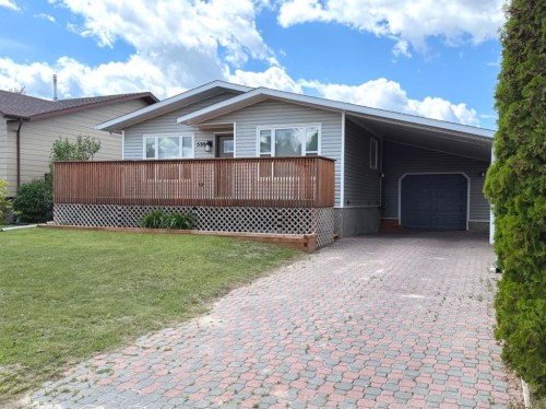 530 20 Street, Wainwright, AB - Outdoor With Deck Patio Veranda