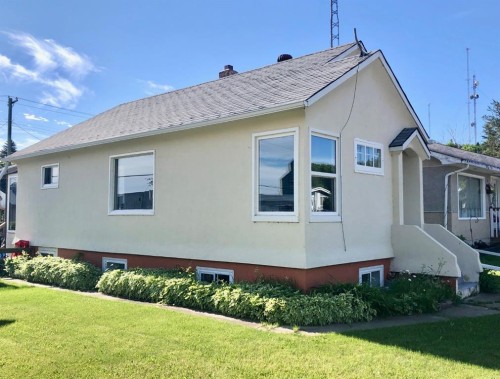 4831 52 Street, Innisfree, AB - Outdoor