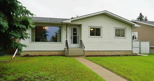 5825 51 Street  Vegreville, AB T9C 1H9