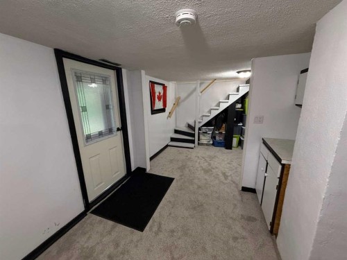 4703 47 Avenue, Myrnam, AB - Indoor Photo Showing Other Room
