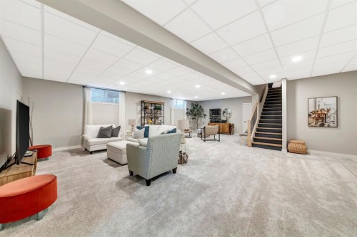 1807 60A Avenue Close, Lloydminster, AB 