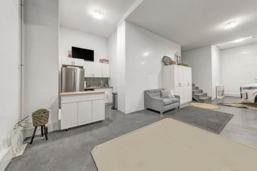 1807 60A Avenue Close, Lloydminster, AB 