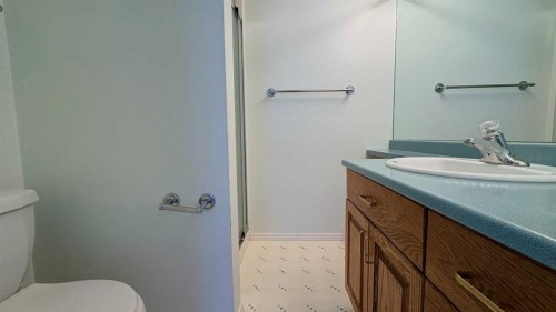 1834 10 Avenue, Wainwright, AB 