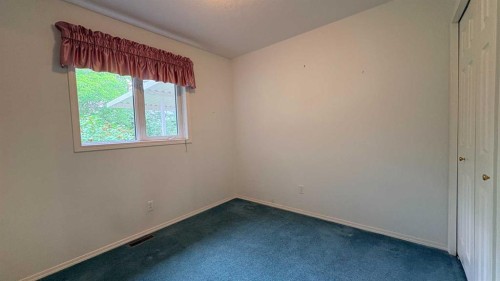 1834 10 Avenue, Wainwright, AB 