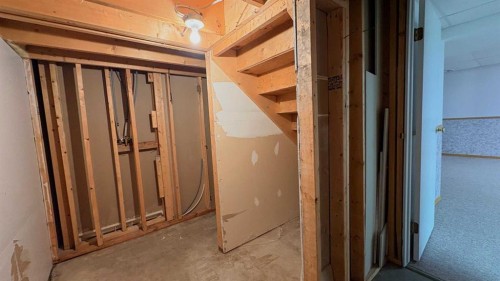 1834 10 Avenue, Wainwright, AB 