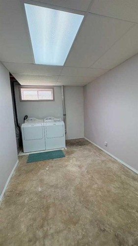 1834 10 Avenue, Wainwright, AB 