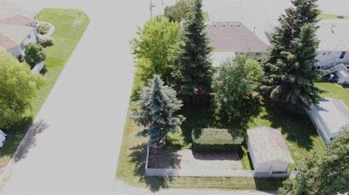 1834 10 Avenue, Wainwright, AB 