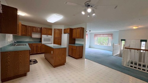 1834 10 Avenue, Wainwright, AB 